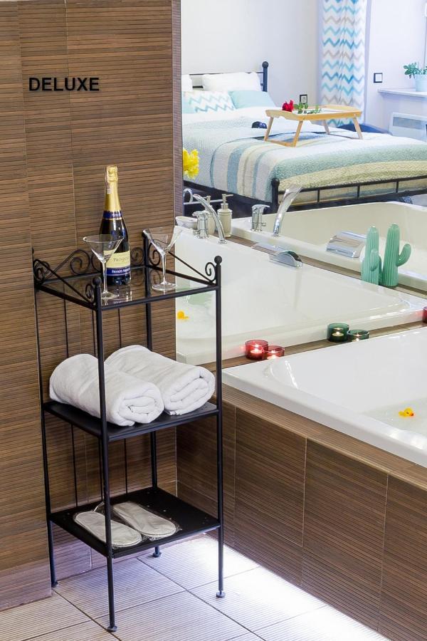 Apartamenty Centrum Z Wanna Dwuosobowa Пётркув-Трыбунальский Номер фото