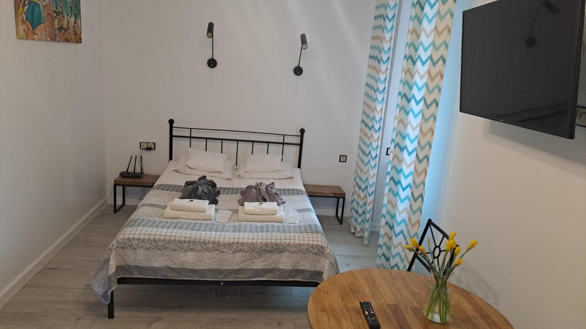 Apartamenty Centrum Z Wanna Dwuosobowa Пётркув-Трыбунальский Экстерьер фото