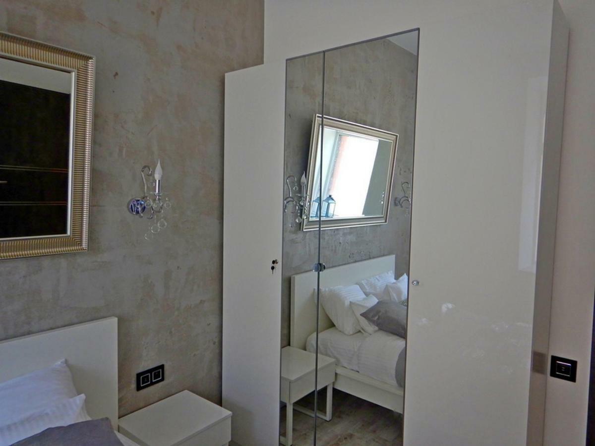 Apartamenty Centrum Z Wanna Dwuosobowa Пётркув-Трыбунальский Экстерьер фото
