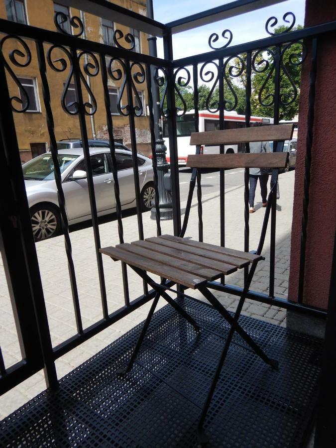Apartamenty Centrum Z Wanna Dwuosobowa Пётркув-Трыбунальский Экстерьер фото